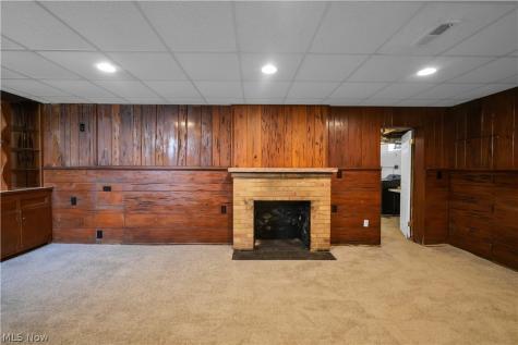 17303 Invermere Avenue Cleveland OH 44128