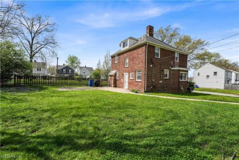 17303 Invermere Avenue Cleveland OH 44128