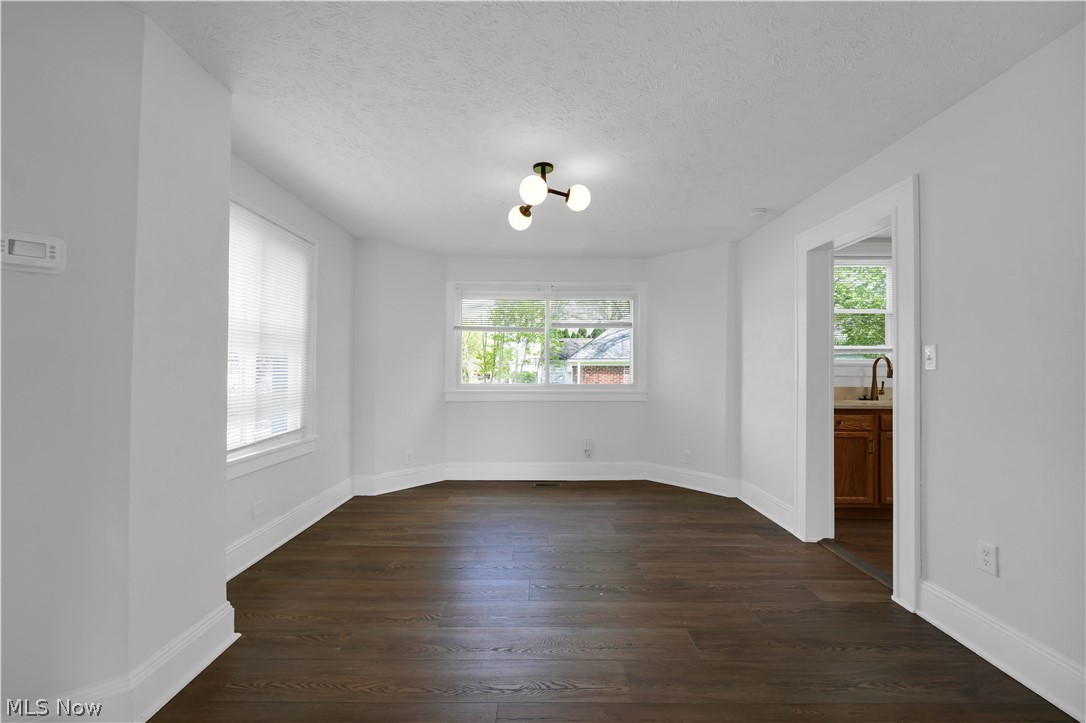 17303 Invermere Avenue Cleveland OH 44128