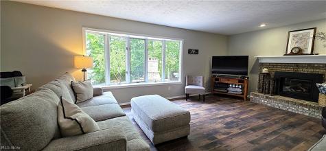 14578 Windsor Castle Strongsville OH 44149
