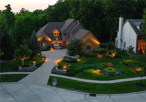 14578 Windsor Castle Strongsville OH 44149