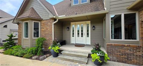 14578 Windsor Castle Strongsville OH 44149