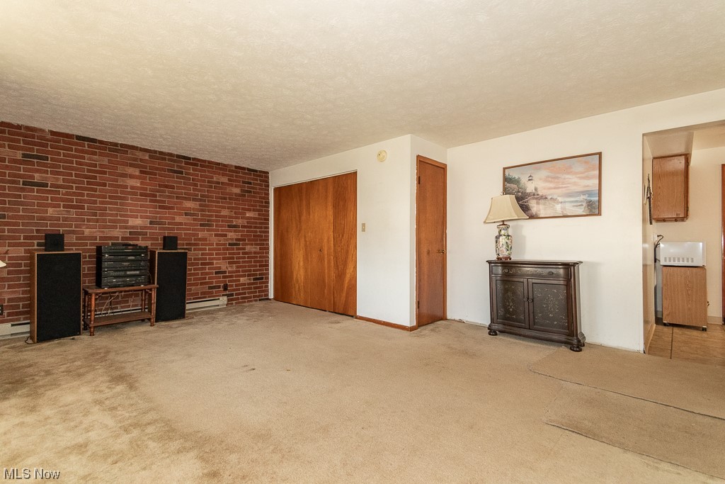 1032 Center Road Eastlake OH 44095