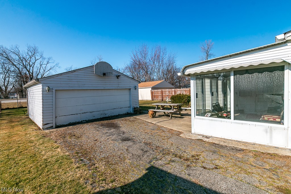 1032 Center Road Eastlake OH 44095