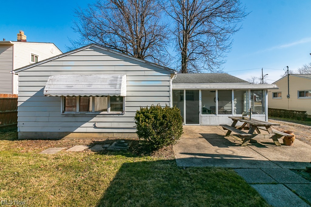 1032 Center Road Eastlake OH 44095
