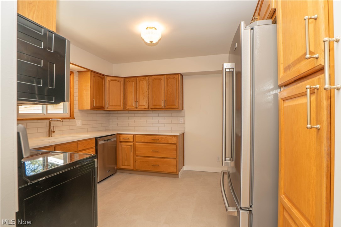 13351 Parkview Avenue NW Uniontown OH 44685