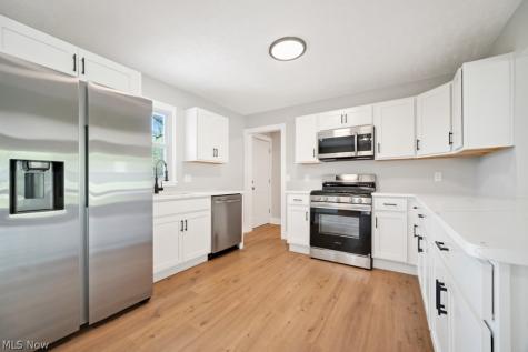 8454 Royalhaven Drive North Royalton OH 44133