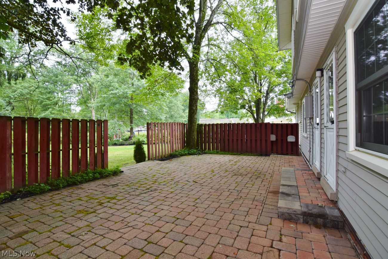 3800 Russett Drive Broadview Heights OH 44147