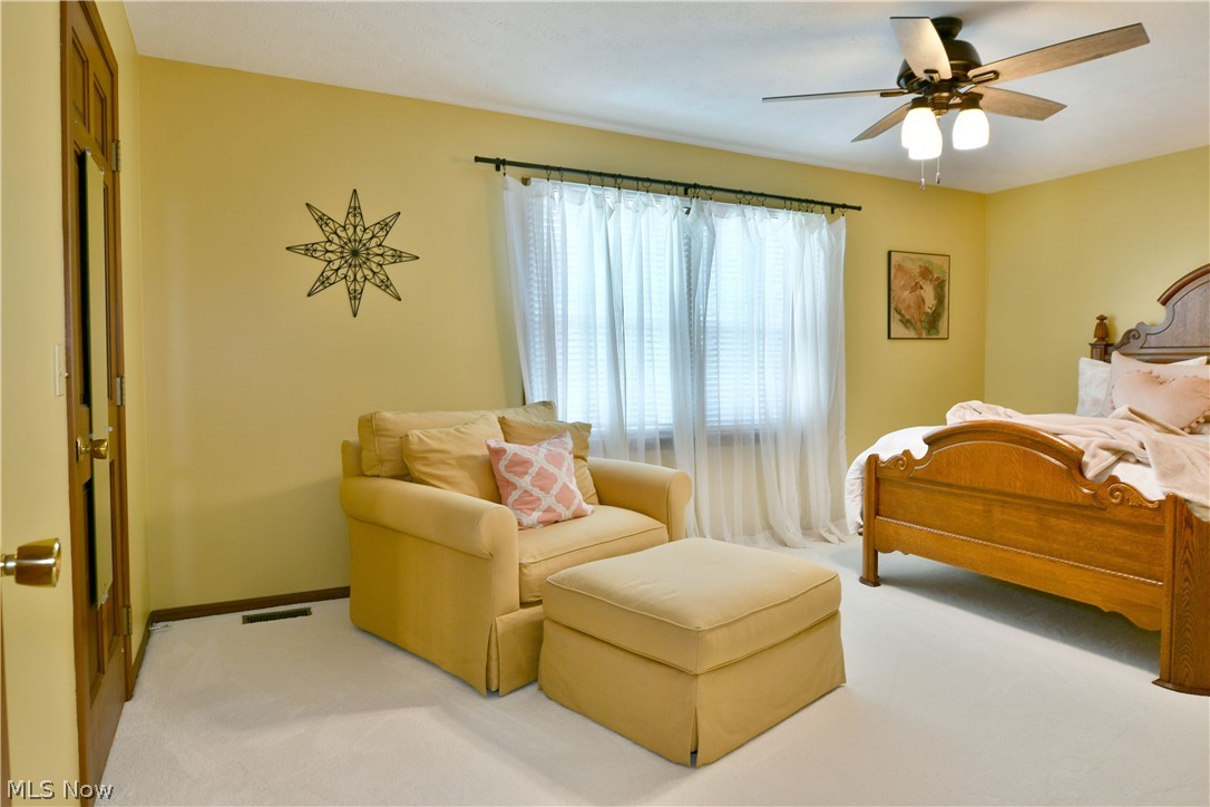 8930 Echo Lake Drive NE Warren OH 44484