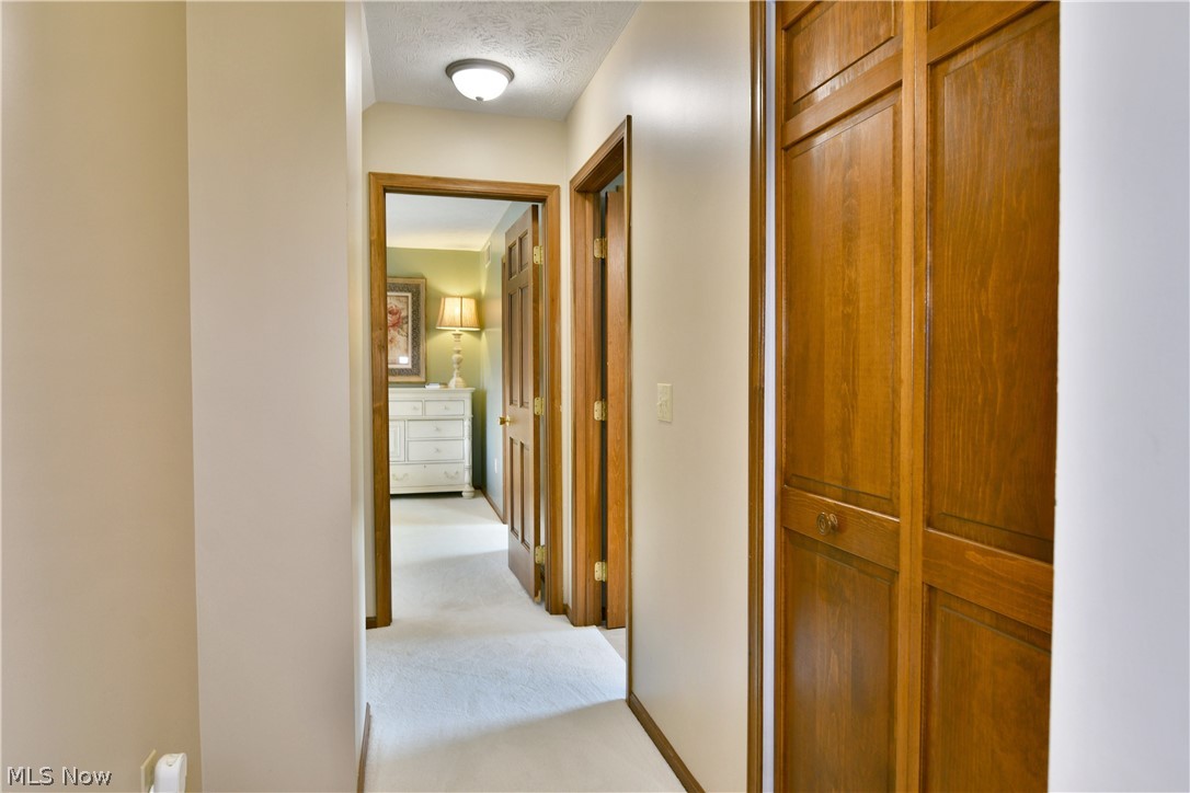 8930 Echo Lake Drive NE Warren OH 44484
