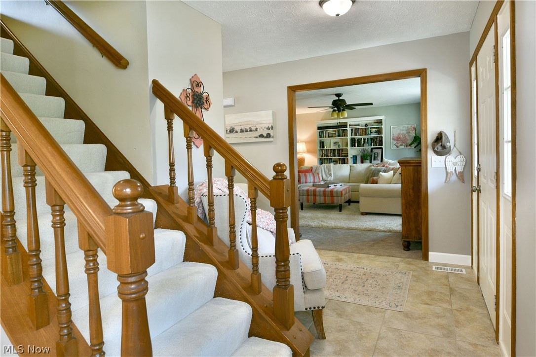 8930 Echo Lake Drive NE Warren OH 44484