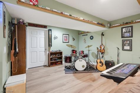 311 River Run Drive Elyria OH 44035