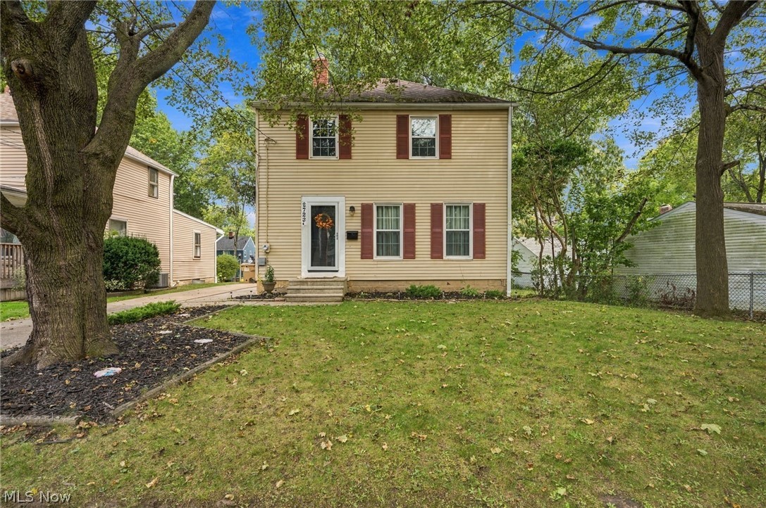 2723 Maplewood Street Cuyahoga Falls OH 44221
