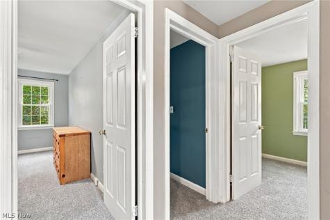 2723 Maplewood Street Cuyahoga Falls OH 44221