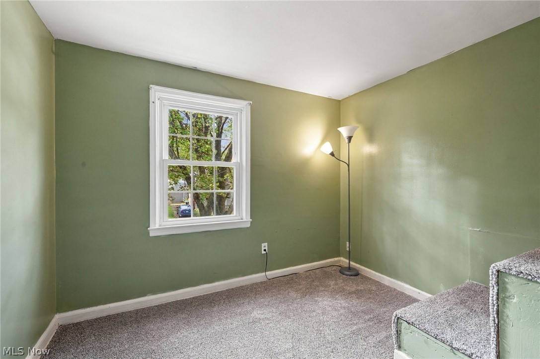 2723 Maplewood Street Cuyahoga Falls OH 44221