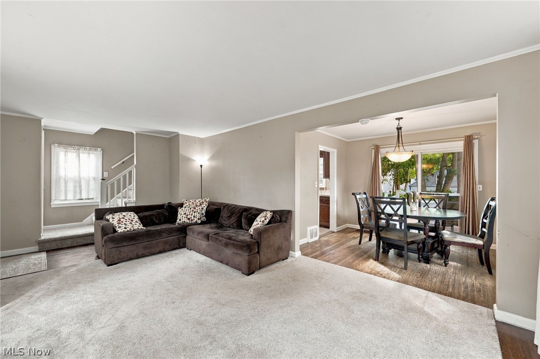 2723 Maplewood Street Cuyahoga Falls OH 44221