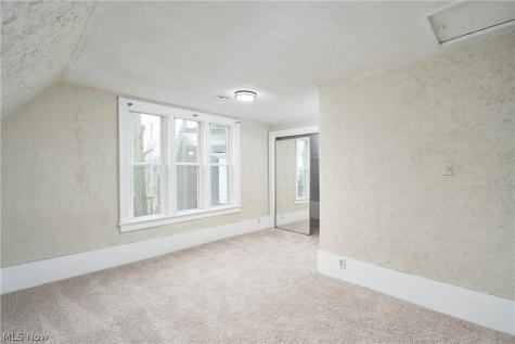 166 Marvin Avenue Akron OH 44302