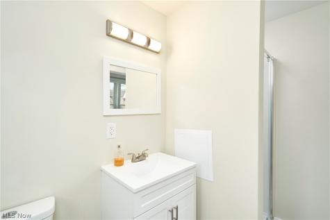 166 Marvin Avenue Akron OH 44302
