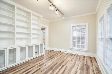166 Marvin Avenue Akron OH 44302