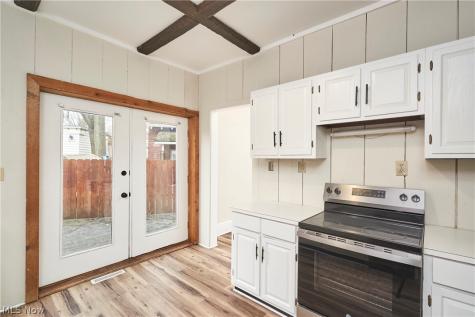 166 Marvin Avenue Akron OH 44302