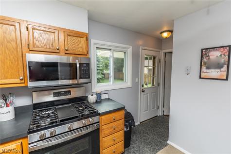 3659 W 232 Street North Olmsted OH 44070