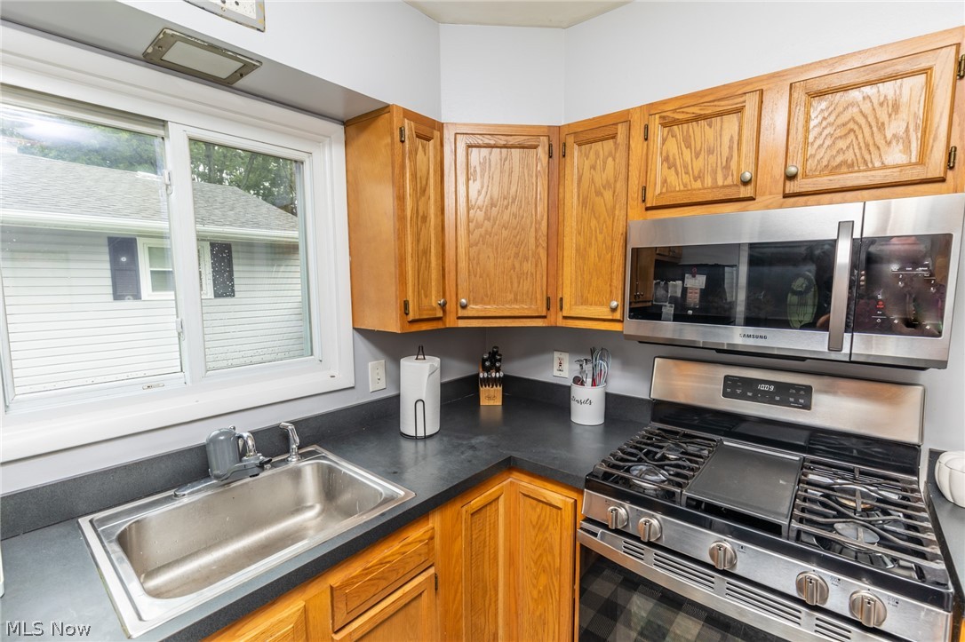 3659 W 232 Street North Olmsted OH 44070