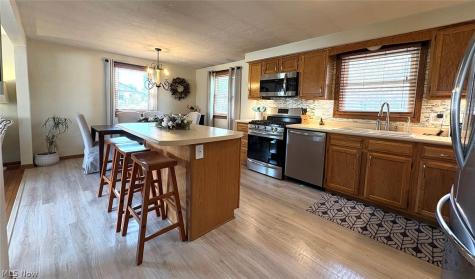 814 Mcdaniel Avenue Minerva OH 44657