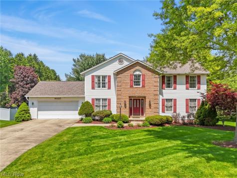 6037 Sandy Ridge Circle NW North Canton OH 44720