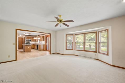6037 Sandy Ridge Circle NW North Canton OH 44720