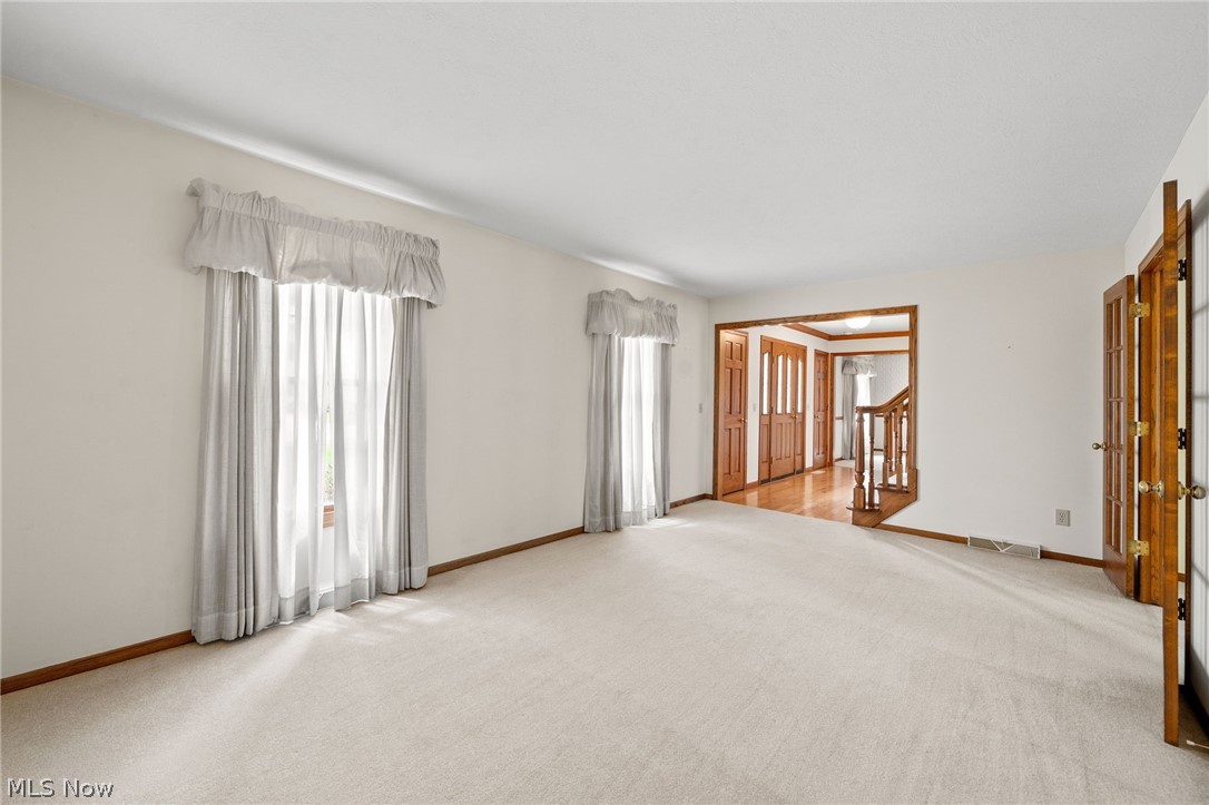 6037 Sandy Ridge Circle NW North Canton OH 44720