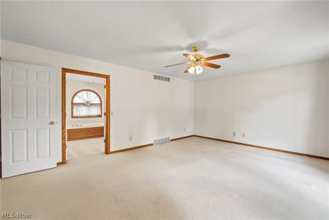 6037 Sandy Ridge Circle NW North Canton OH 44720