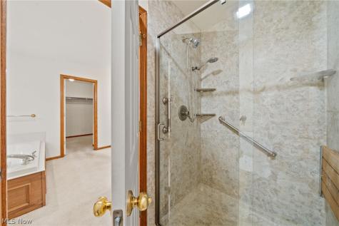6037 Sandy Ridge Circle NW North Canton OH 44720