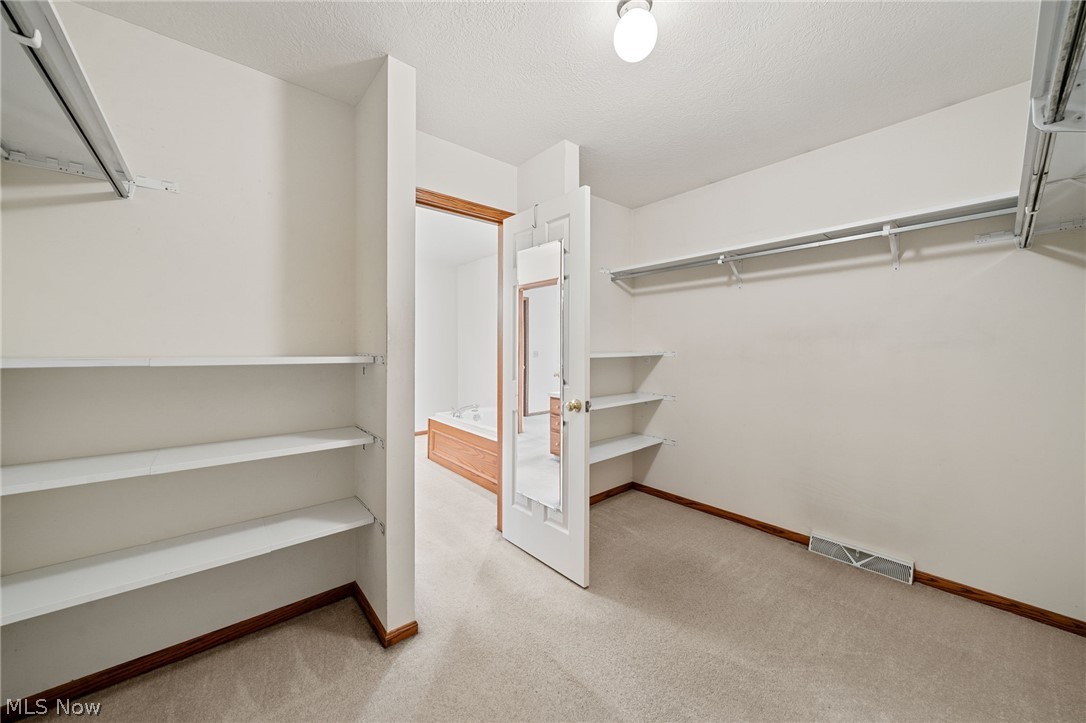 6037 Sandy Ridge Circle NW North Canton OH 44720