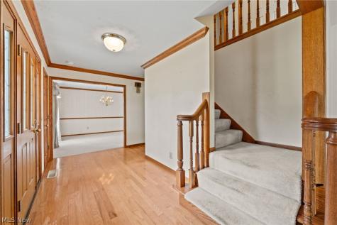 6037 Sandy Ridge Circle NW North Canton OH 44720