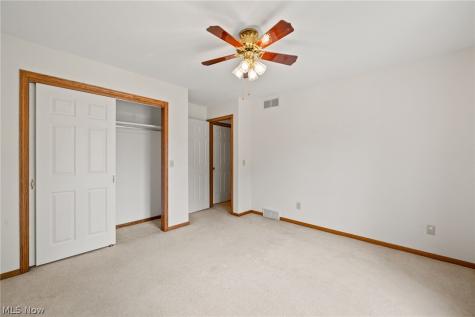6037 Sandy Ridge Circle NW North Canton OH 44720