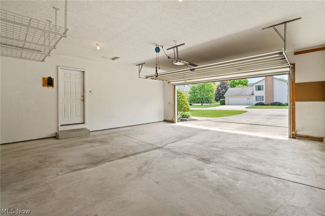 6037 Sandy Ridge Circle NW North Canton OH 44720