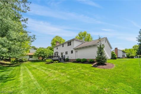 6037 Sandy Ridge Circle NW North Canton OH 44720