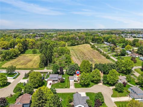 6037 Sandy Ridge Circle NW North Canton OH 44720