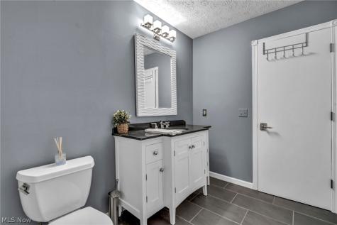 1413 Ashford Glen Lane Sagamore Hills OH 44067