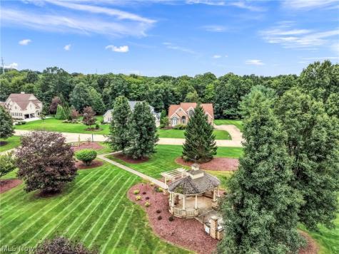 1413 Ashford Glen Lane Sagamore Hills OH 44067