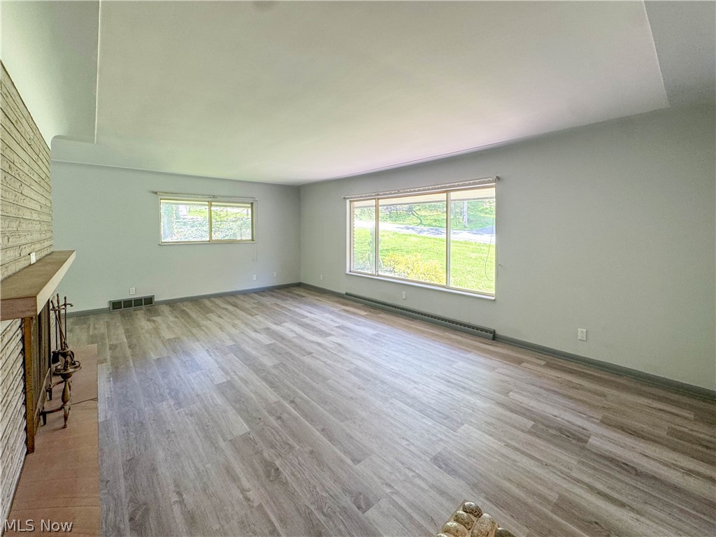1050 Park Circle Girard OH 44420