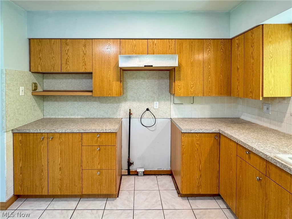 1050 Park Circle Girard OH 44420