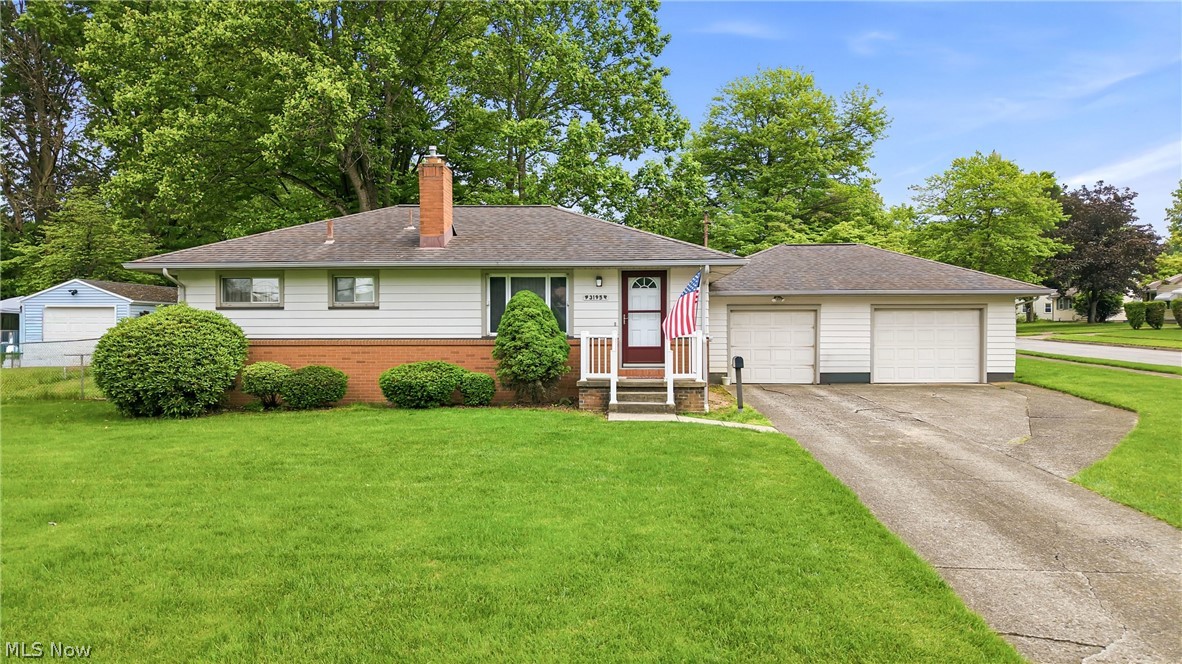 3195 Sunnybrooke Drive Youngstown OH 44511