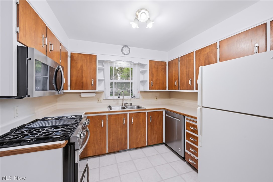 3195 Sunnybrooke Drive Youngstown OH 44511