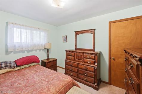 3195 Sunnybrooke Drive Youngstown OH 44511