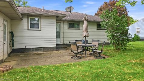 3195 Sunnybrooke Drive Youngstown OH 44511