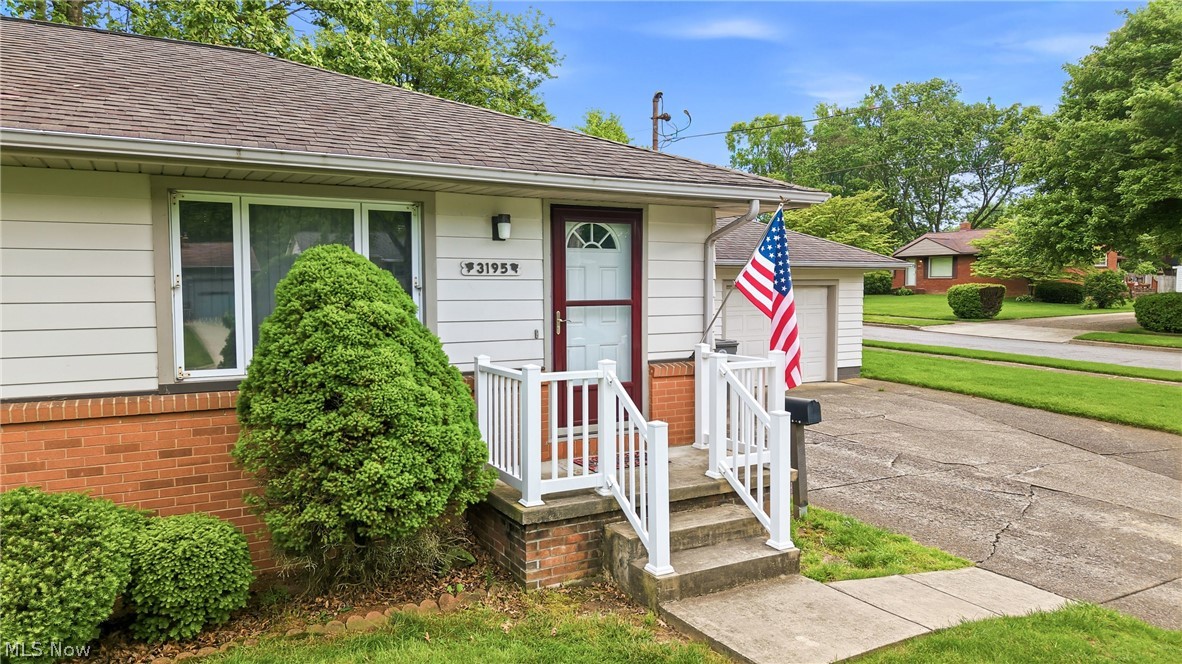 3195 Sunnybrooke Drive Youngstown OH 44511