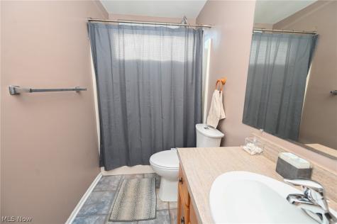 17725 Puritas Avenue Cleveland OH 44135