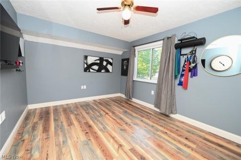 17725 Puritas Avenue Cleveland OH 44135