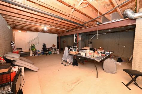 17725 Puritas Avenue Cleveland OH 44135